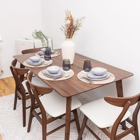 Design - Kitchen, Nespresso & Parking - Messe Dus شقة